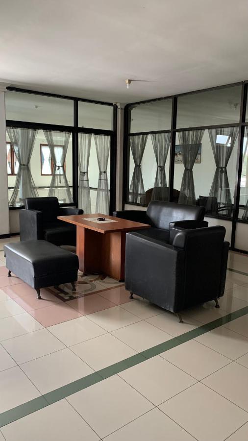 Oyo 93380 Penginapan Mangkoe Barokah Tanah Grogot Exteriér fotografie
