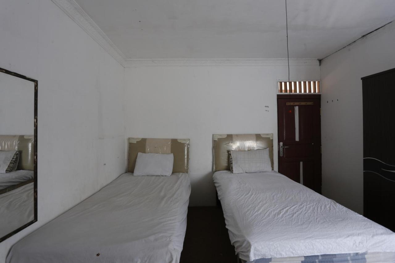 Oyo 93380 Penginapan Mangkoe Barokah Tanah Grogot Exteriér fotografie